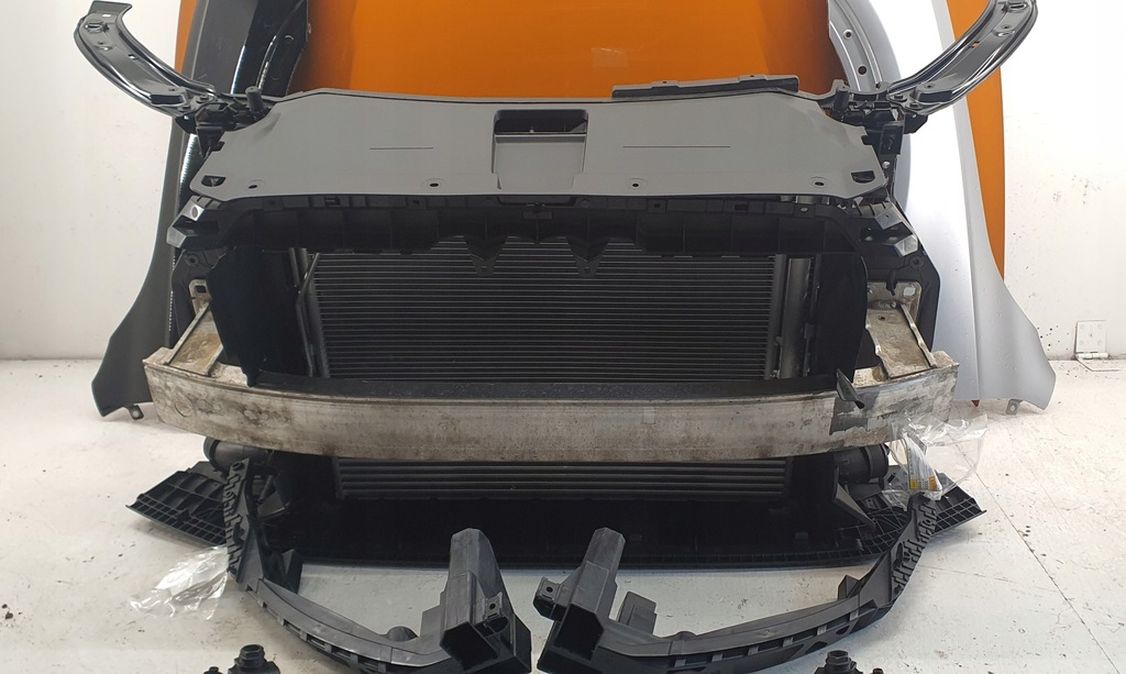 фото №7, Audi q3 s-line 11-15 kompletny перед капот ксенон