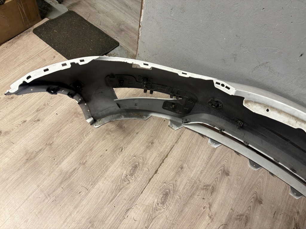 Купити Tesla model y 20- бампер перед передній 1540100-05-b