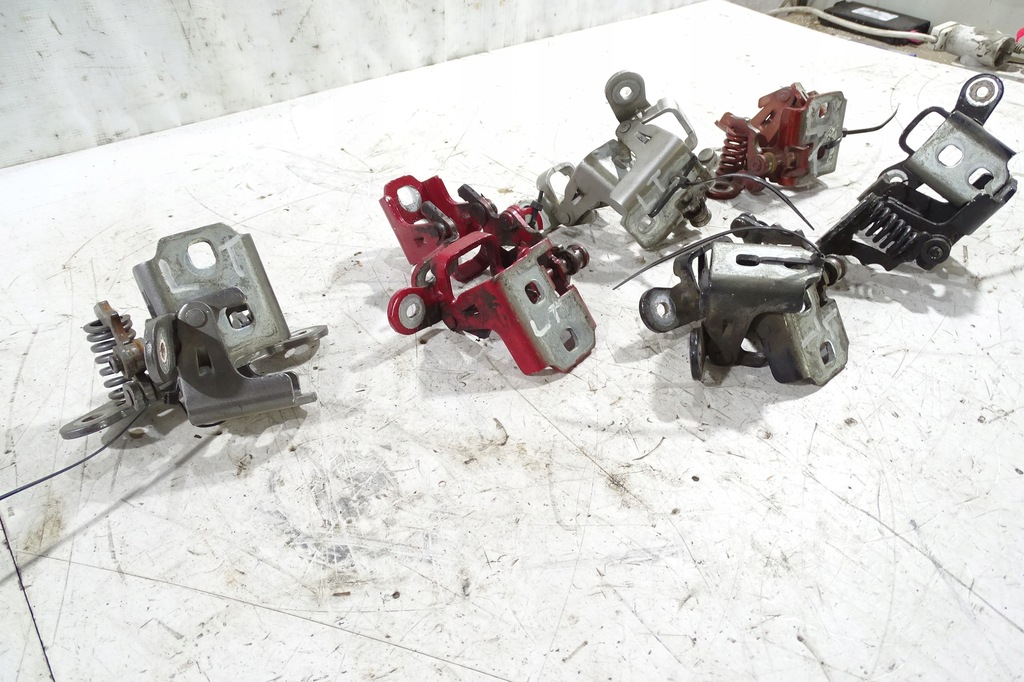 фото №6, Dodge journey 11- петля двері лівий задня комплект