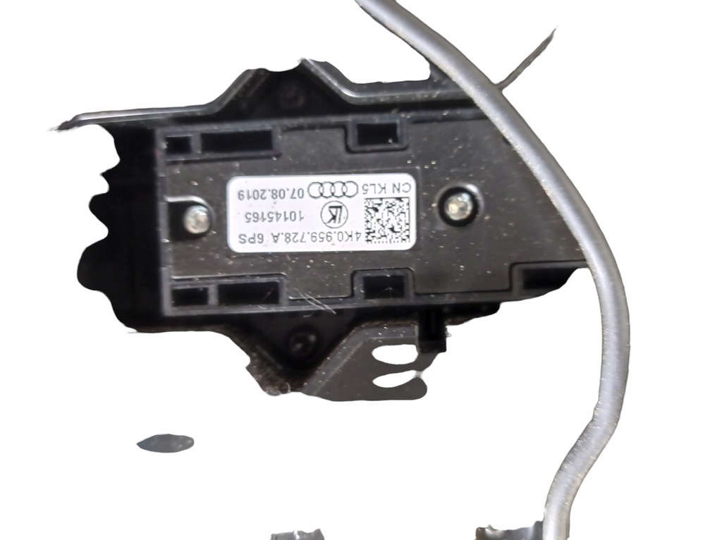 фото №5, Audi 4k0947135al лампа потолочный салона