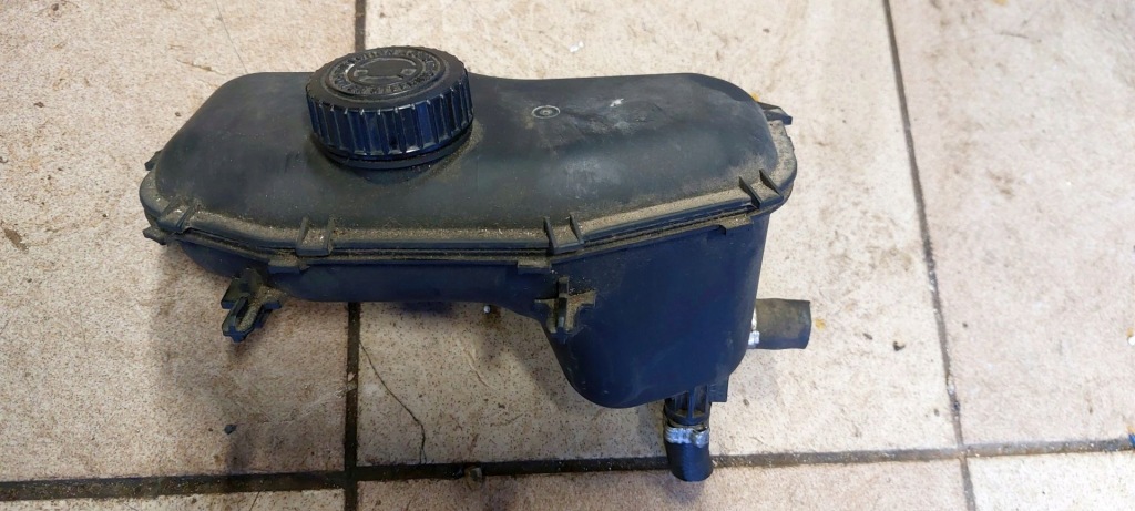 фото №1, Бак жидкость усилителя berlingo partner iii