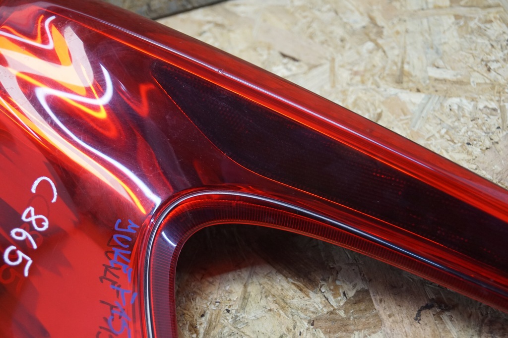 фото №9, Лампа правый задняя nissan juke f15