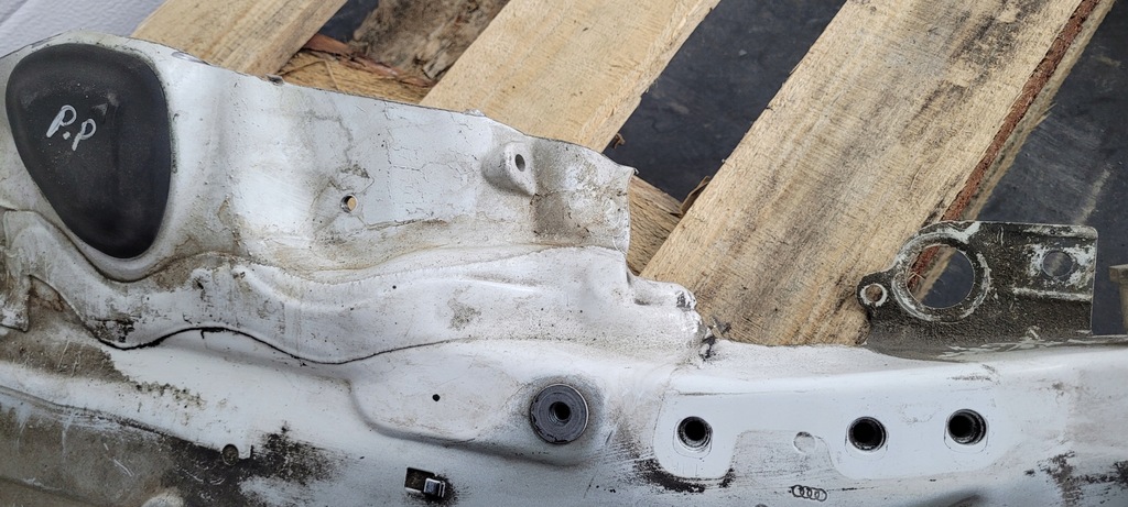 фото №7, S6 c7 lift a6 лонжерон носик права правий перед ly9c s7 4g a7