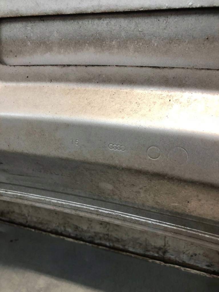 Капот к audi a4 b8 рестайлинг  12-16 w kolorze lx7w Оригинал