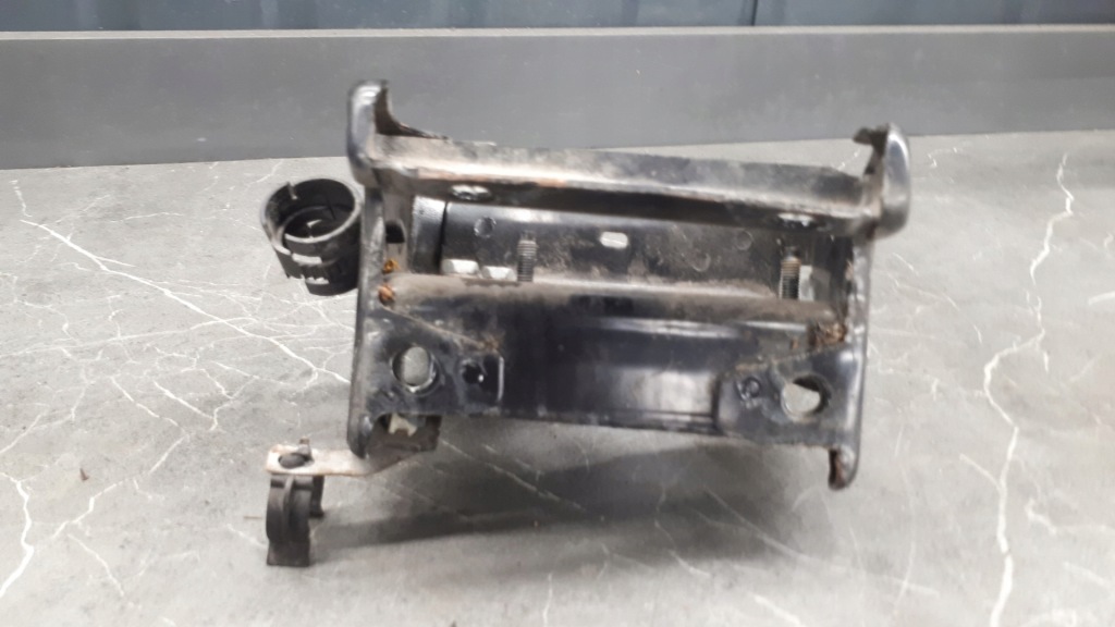 фото №10, 9638136580 кронштейн кронштейн коробки xsara picasso i 08r