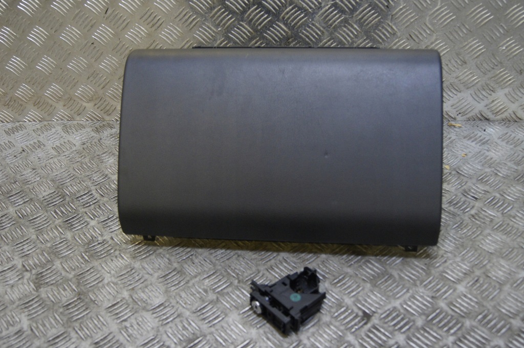 фото №1, Бардачок пасажира cayenne 7l5