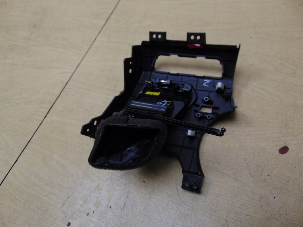 фото №6, Решётка обдув консоли левая hyundai europa