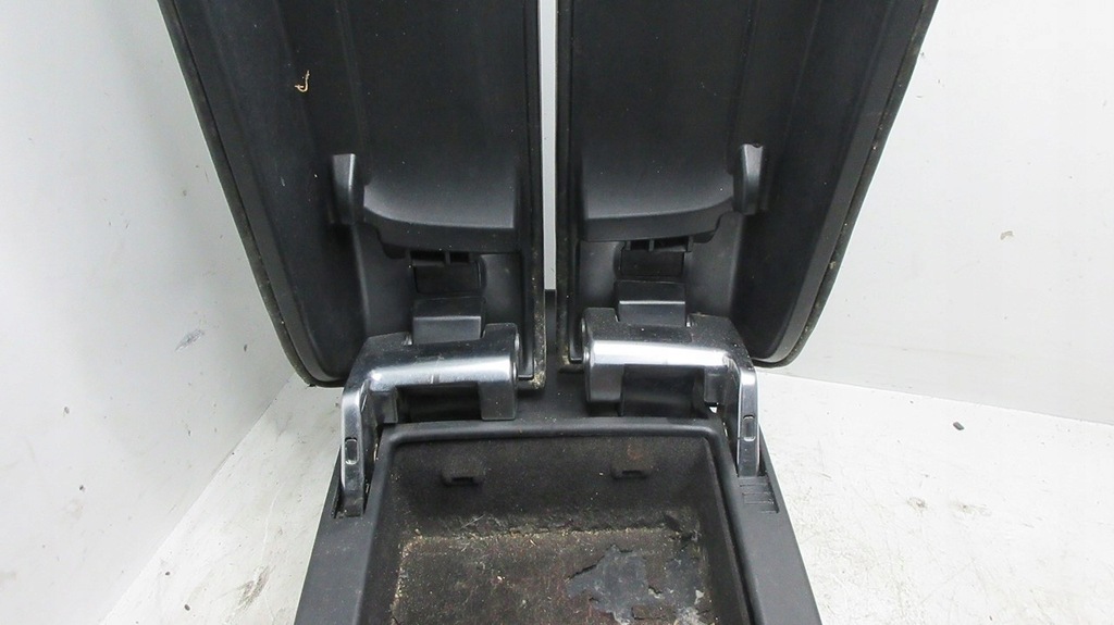 фото №5, Audi a8 d4 4h0 підлокітник чорний шкіра