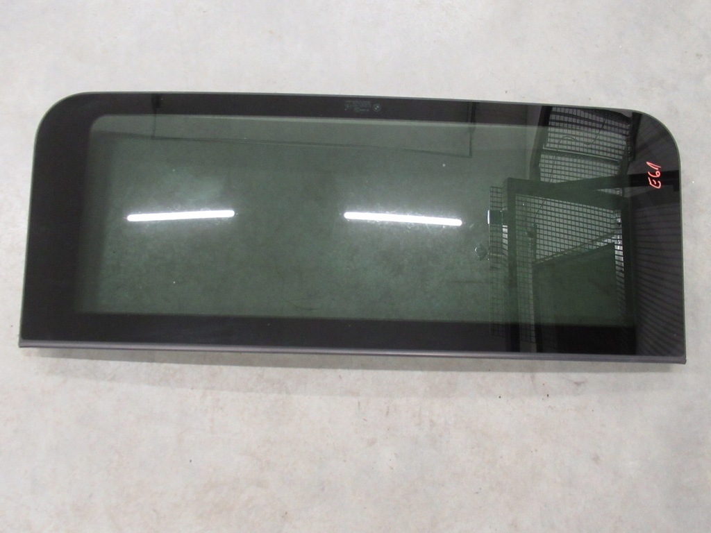 фото №1, Стекло люк панорамы bmw e61 touring малый