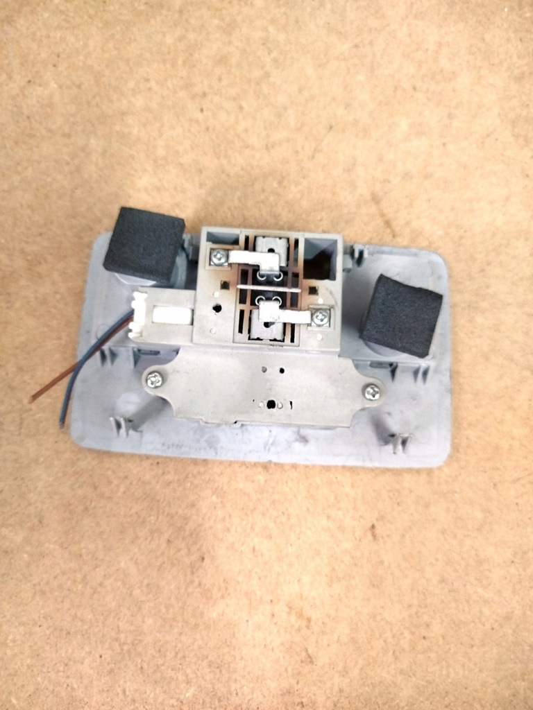 фото №2, Лампа стельовий освітлення салону кабіни mazda 6