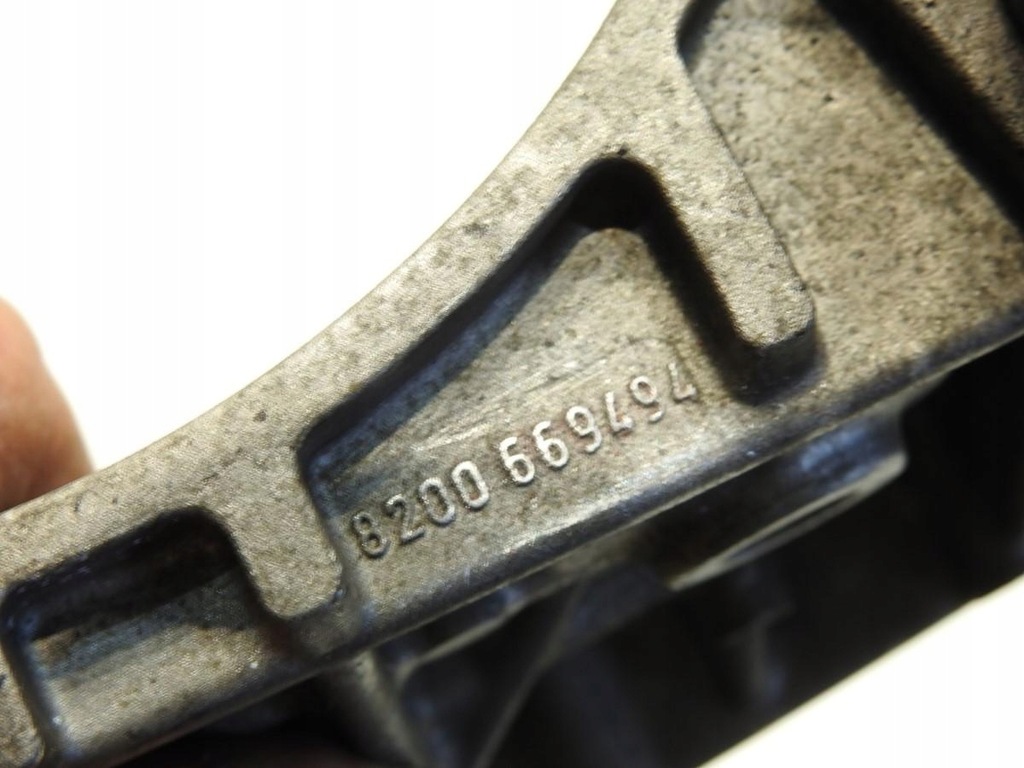 фото №5, Кронштейн основание генератора renault clio iii 1.5 dci 8200669494