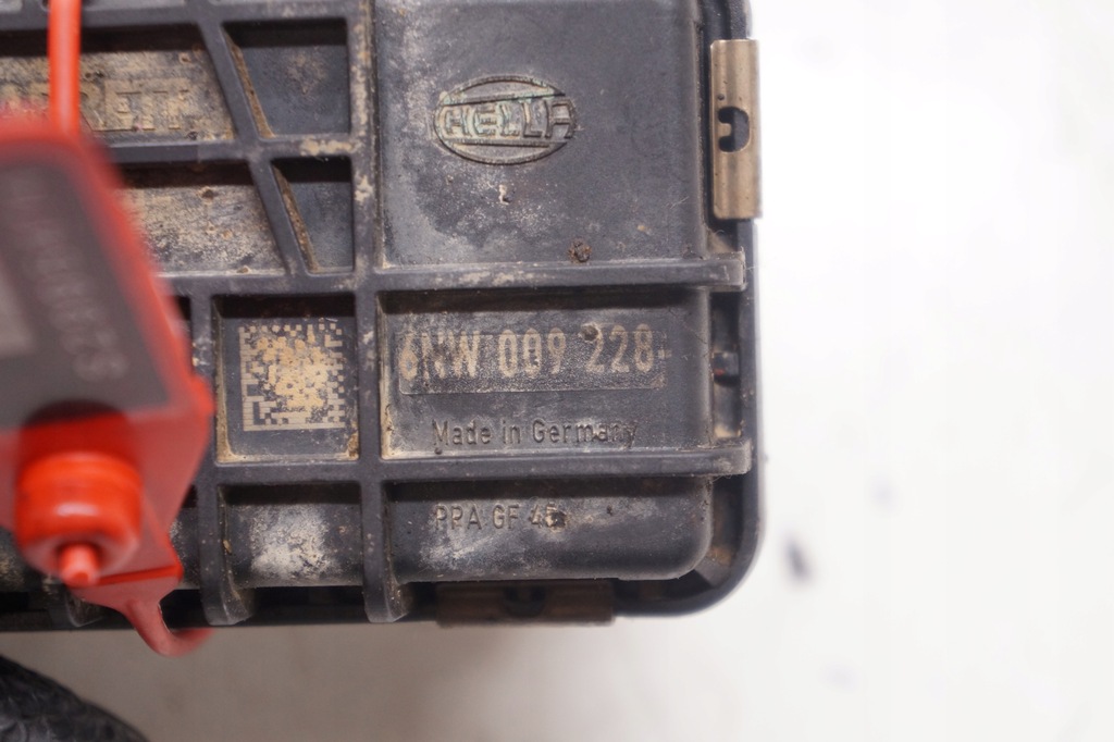 фото №6, Регулятор турбонагнітача volvo v70 iii xc70 ii s80 30774992 6nw009228 g40