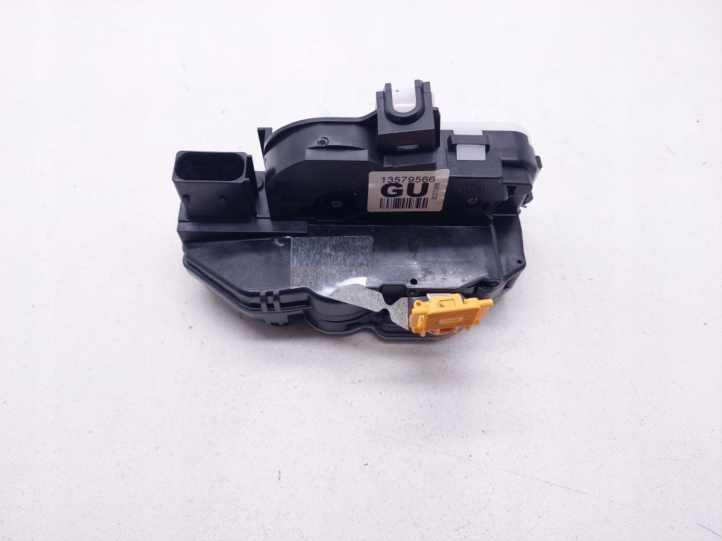 Купить Opel insignia a astra j zafira c замок дверь правый задний  13579566