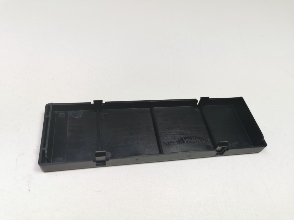 Крышка радио daewoo nexia оригинальный номер 96186539 Оригинал