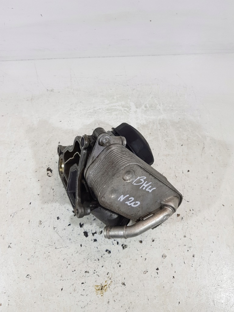 Корпус фильтра масла 7516383 bmw e90 e91 e60 e61 2.5 b Цена