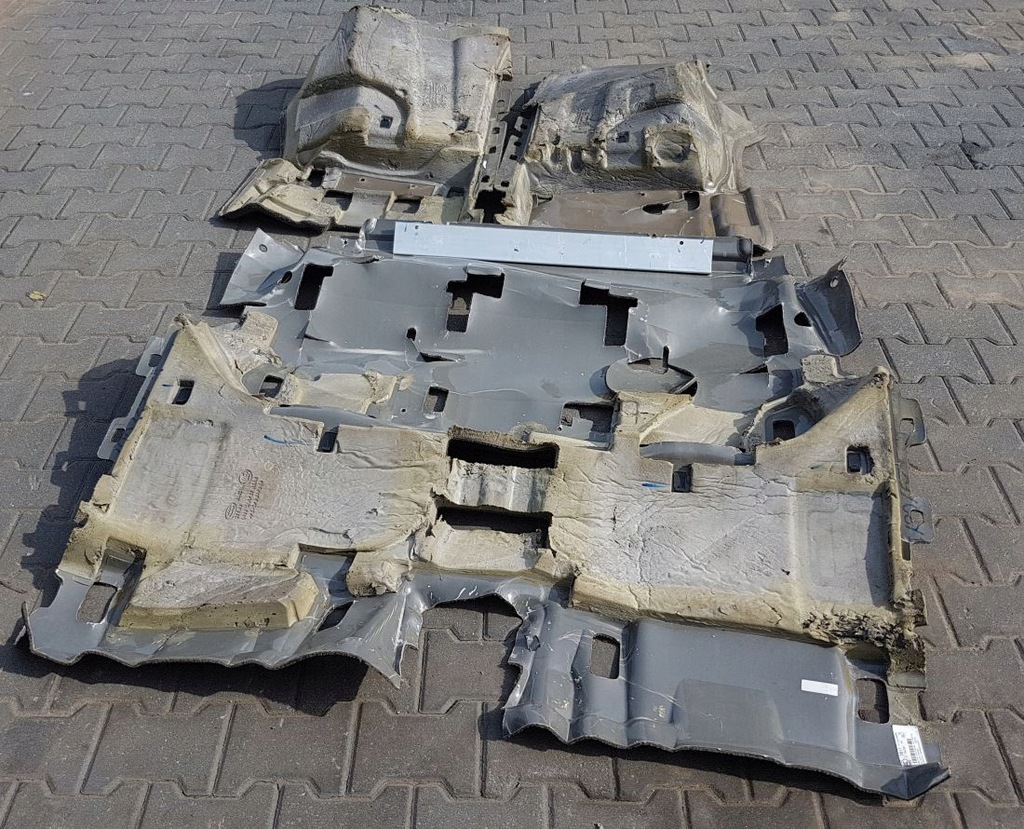 фото №8, Range rover vogue l405 обшивка пол коврик комплект перед задняя 8aam euro