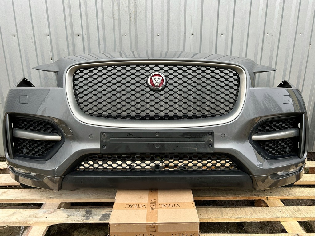 фото №4, Kompletny бампер r-sport jaguar f-pace x761 4pdc