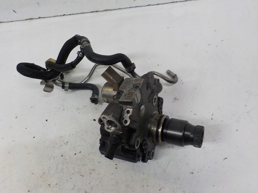 Купить Mercedes w212 2.2 cdi насос впрыскная a6510702001