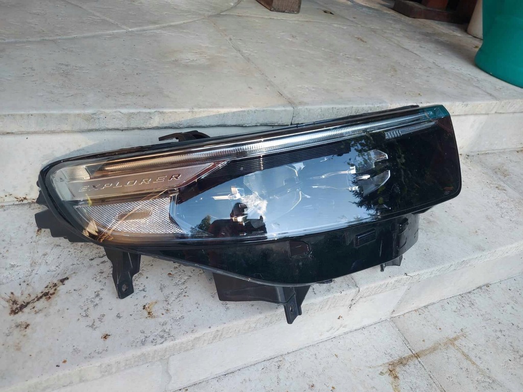 фото №1, Ford explorer фара передній правий full led
