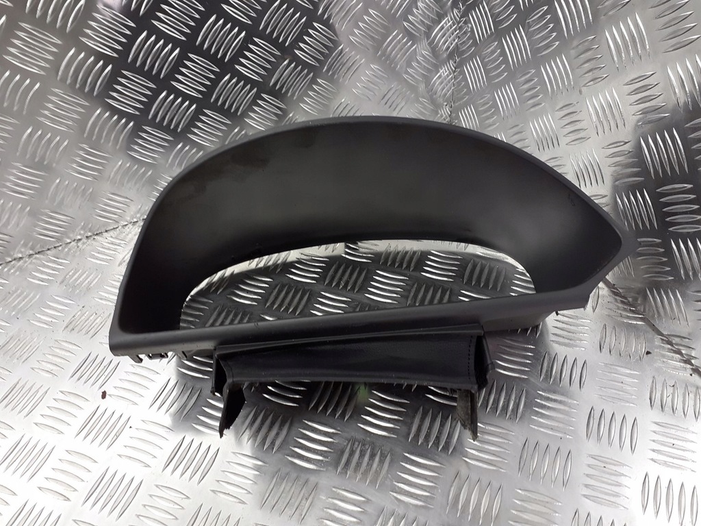 фото №1, Рамка захист спідометра renault laguna ii 8200025894