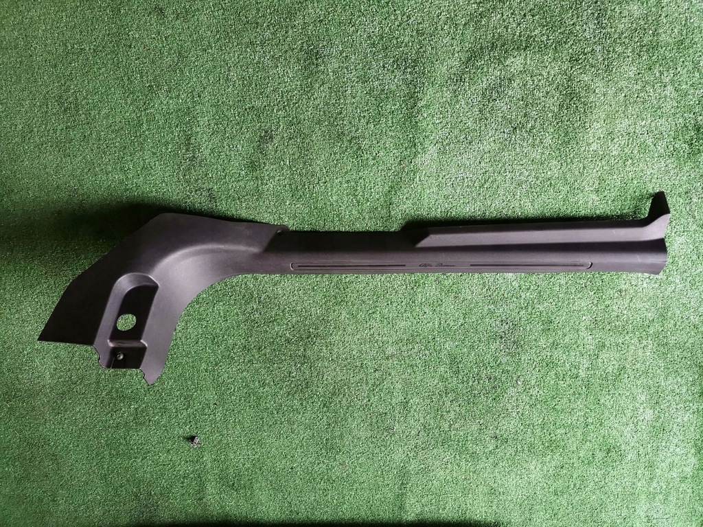 фото №1, Накладка молдинг захист лівий поріг alfa romeo mito