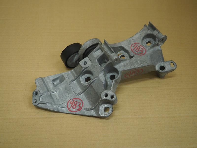 фото №1, Кронштейн кронштейн генератора renault nissan dacia