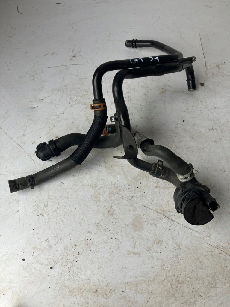 фото №1, Насос воды магистраль renault latitude 3.0 dci 1800418515