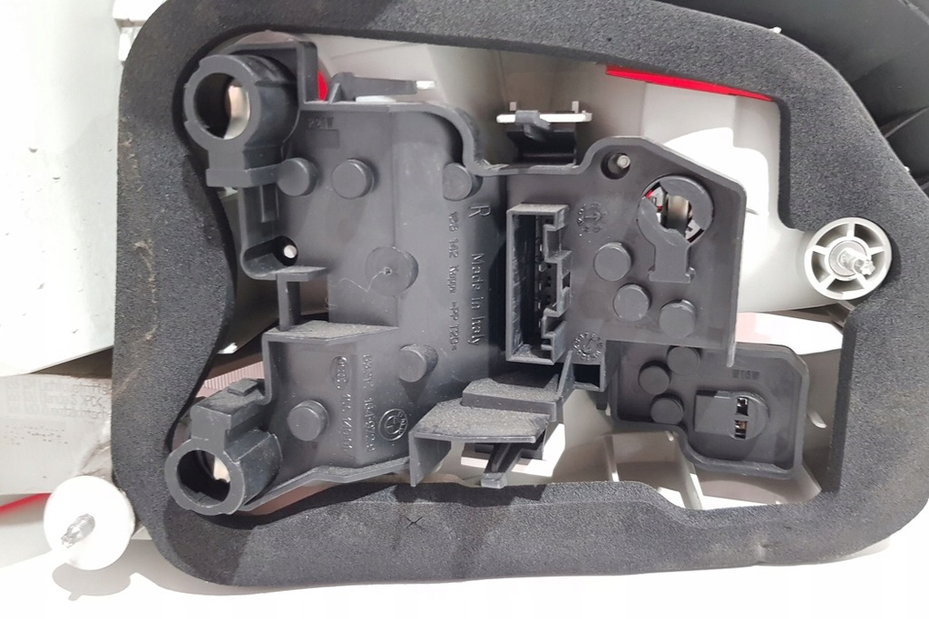 фото №13, Лампа права задня bmw 1 coupe e82 6321486981001 2010