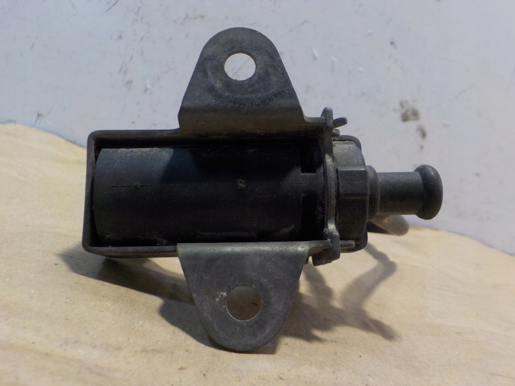 фото №4, Mazda rf4f клапан вакууму 1397000700