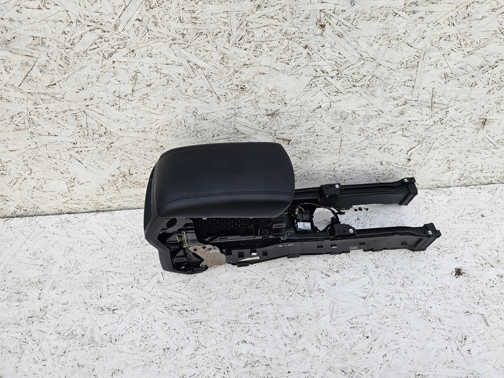 фото №1, S-max mk2 підлокітник шкіряний em2b-r045a90-aa