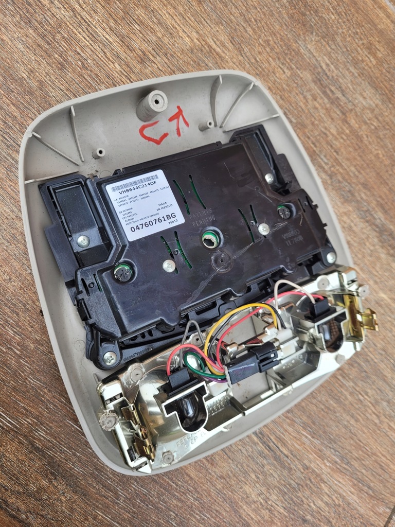 фото №14, Jeep cherokee kj лампа потолочный