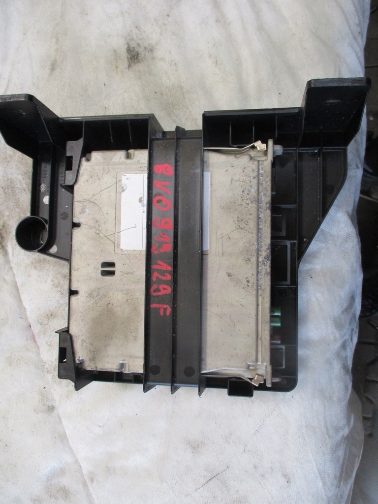 фото №1, Тюнер tv audi 8v0919129f