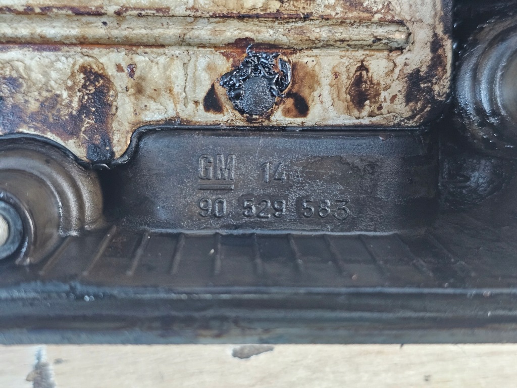 Крышка клапанов opel corsa b c 1.0 бензин x10xe 90529583 с Разборки