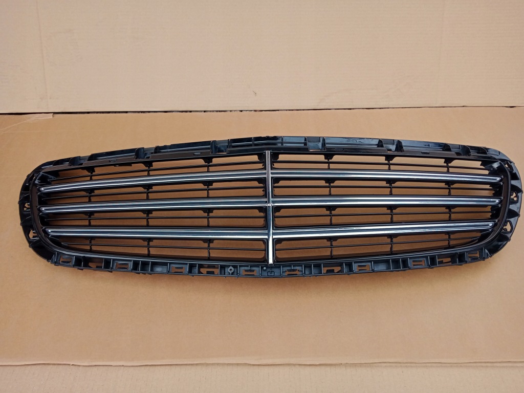 фото №1, Mercedes e-klasa w213 решётка радиатора решётка радиатора a2138808702