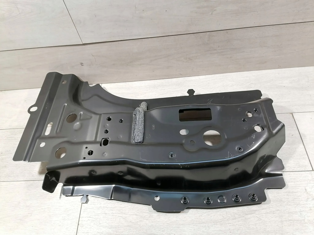 фото №1, Discovery v усилитель блок двигателя a lr111047