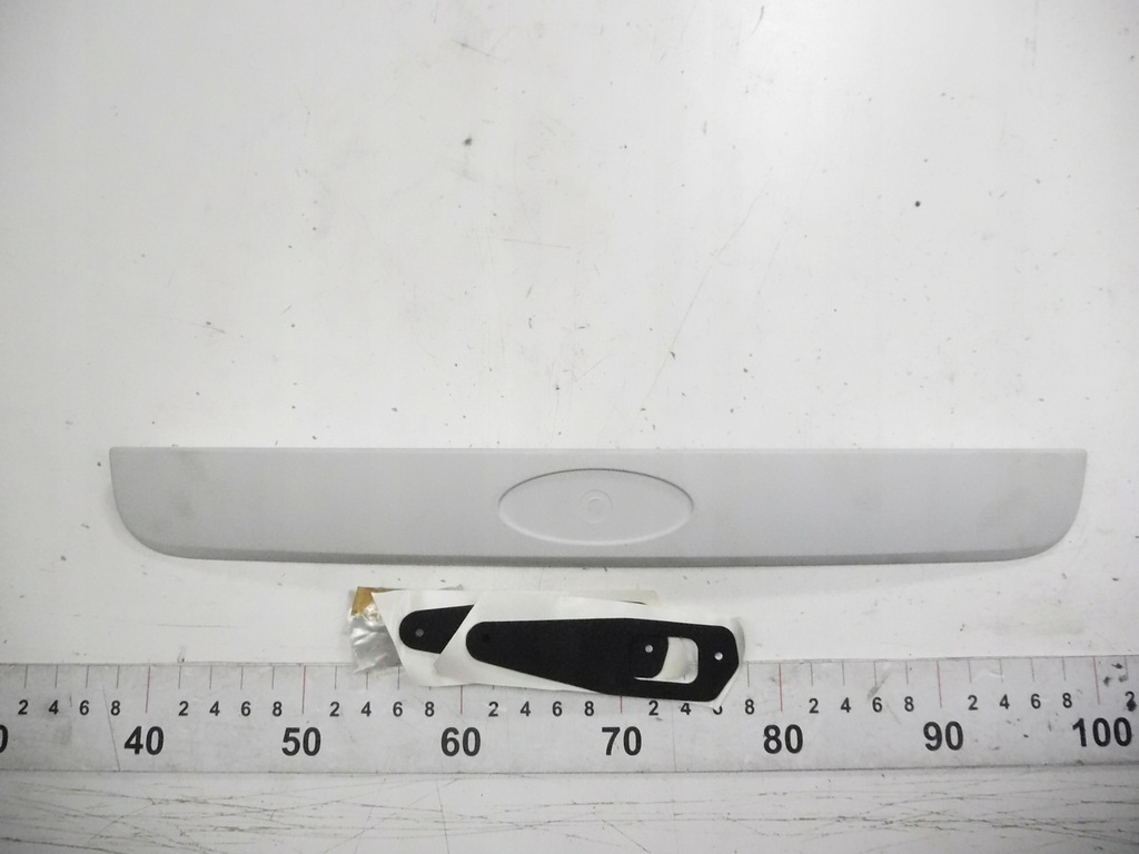 фото №10, Накладка крышки багажника - ford mondeo mk3