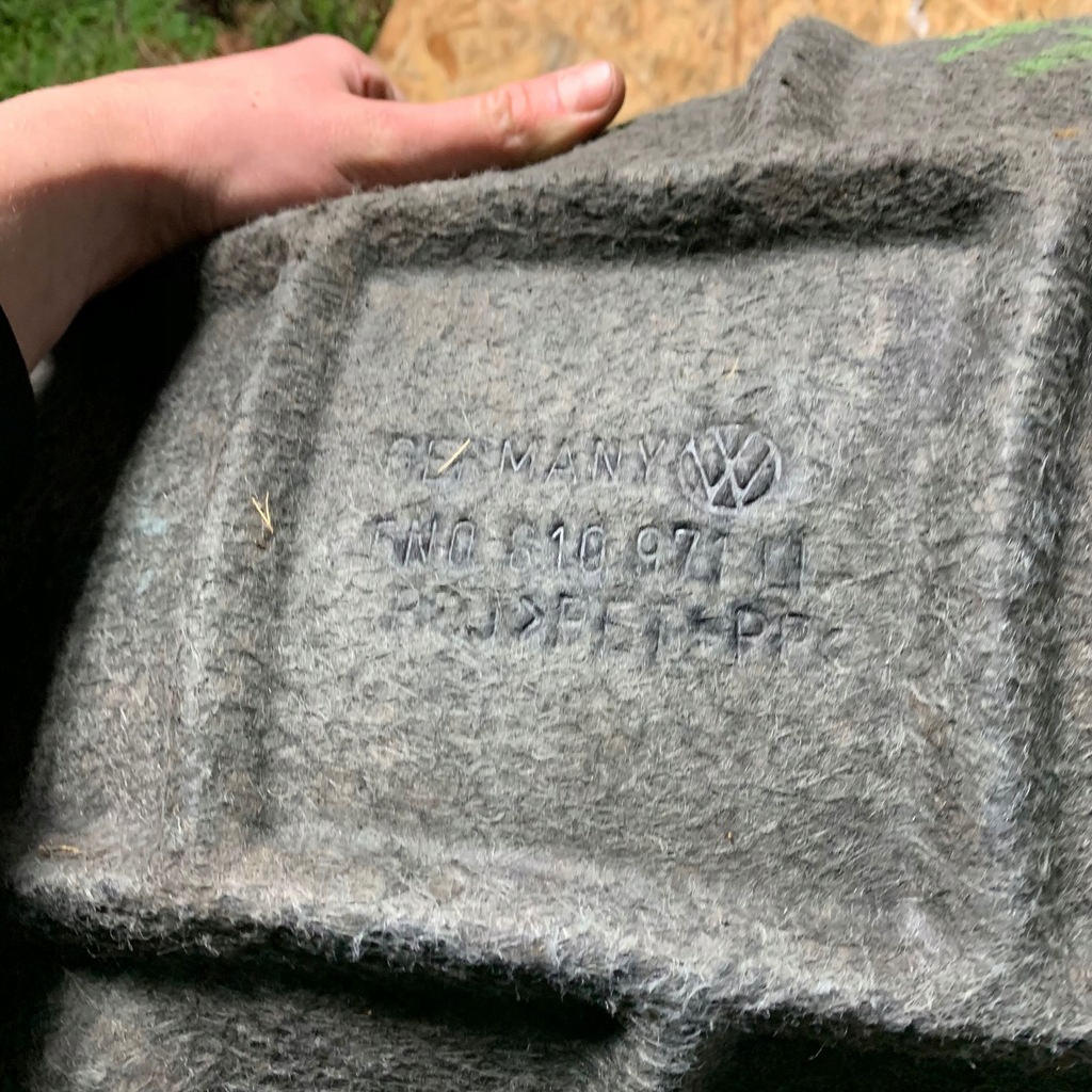 фото №8, Подкрылок левый задняя левая задние volkswagen tiguan 5n0810971