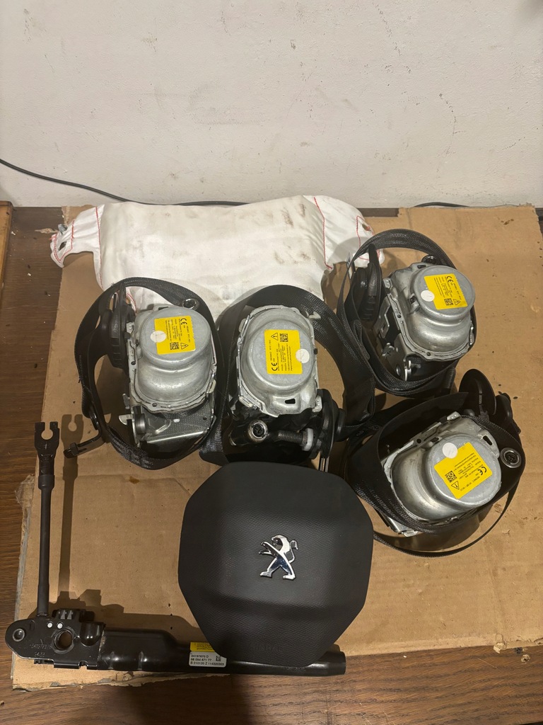 фото №1, Ремені повний peugeot rifter