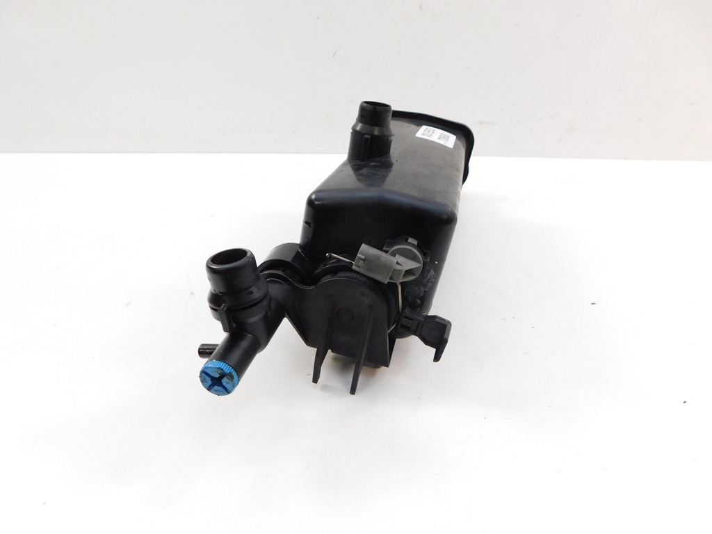 фото №5, Bmw x5 e53 бак расширительный