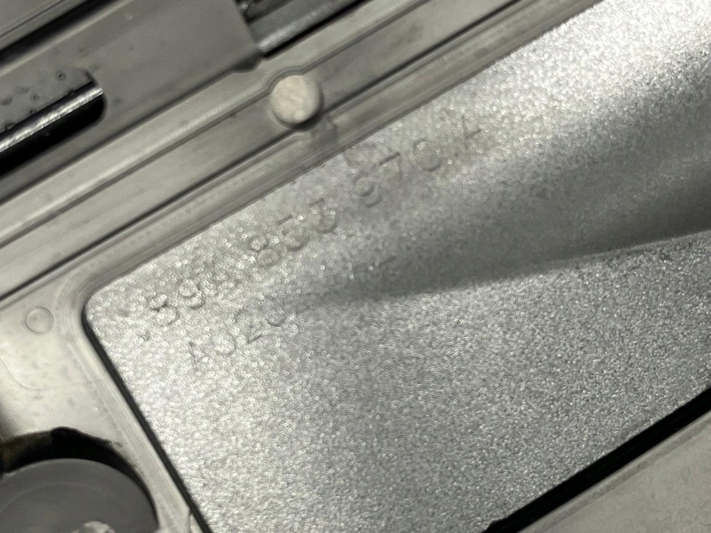 фото №8, Audi q4 e-tron молдинг двері задня права 89a853970a