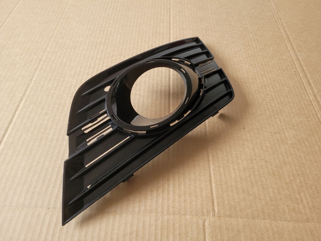 фото №9, Решётка противотуманной фары правая vw passat cc r-line 3c8853666h