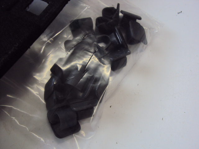 фото №3, Шумоізоляція капот vw passat b7 1.6 tdi 11 r