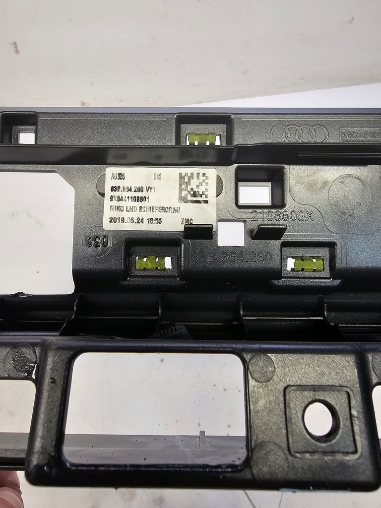 фото №8, Решітка корпус тунель audi q3 f3 83b864260