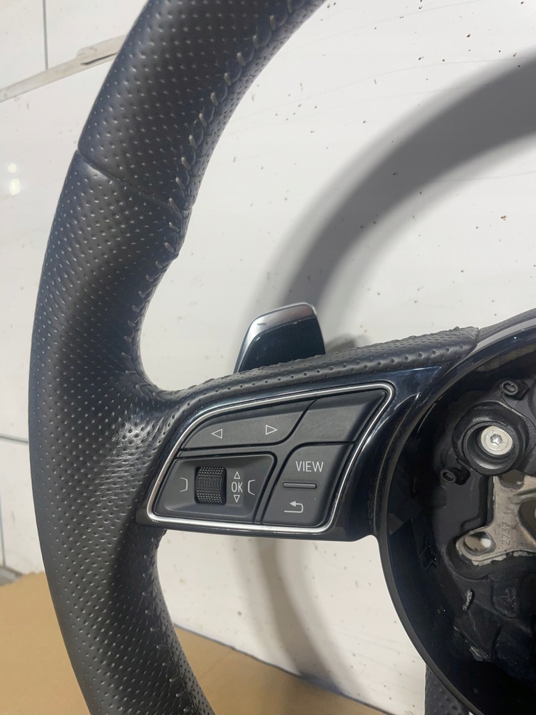 фото №6, Audi rs4 rs5 8w повітропровід шкіра пелюстки перемикання зрізана