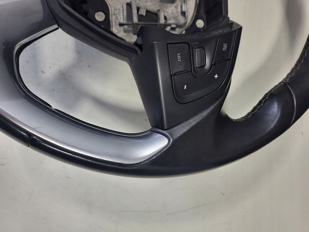 фото №9, Citroen ds5 11- воздуховод кожа мультифункция 98004092zd