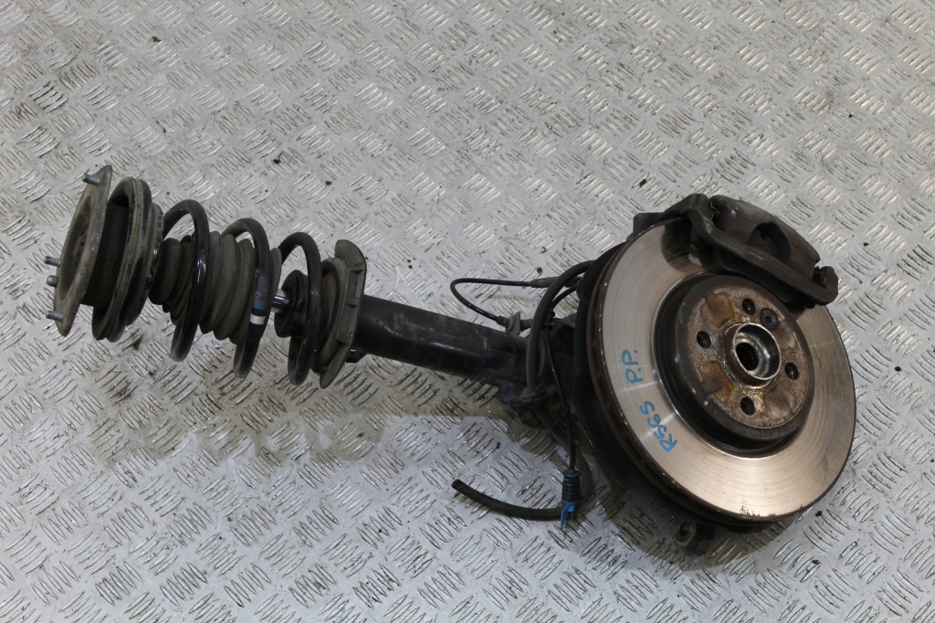 фото №1, Поворотный кулак амортизационная стойка правый перед mini cooper r56 s