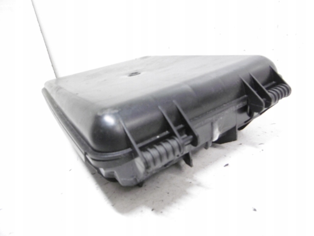 фото №7, Vw passat b5 защита корпус модуля комфорта 8d0927613 + 8d0927355a