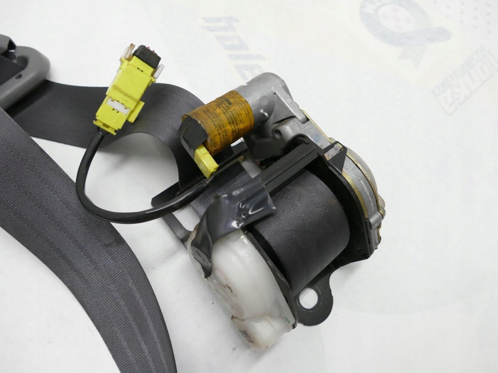 фото №3, Daihatsu cuore v pas безпеки правий перед 01