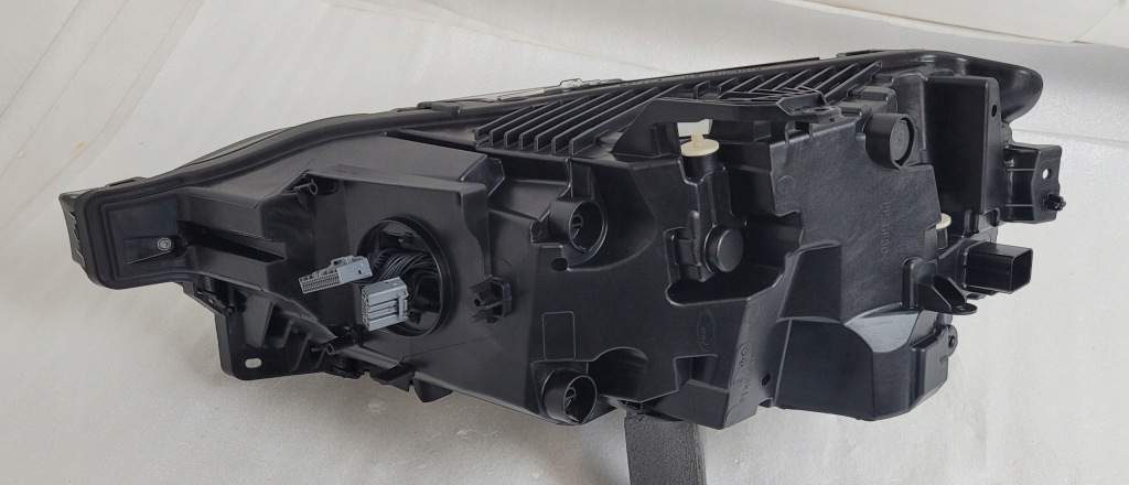 фото №10, Лампа права перед full led volvo xc60 ii lift 2022-