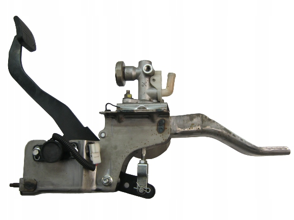 фото №1, Педаль сцепления помпа maxity cabstar nt400 2.5 dci